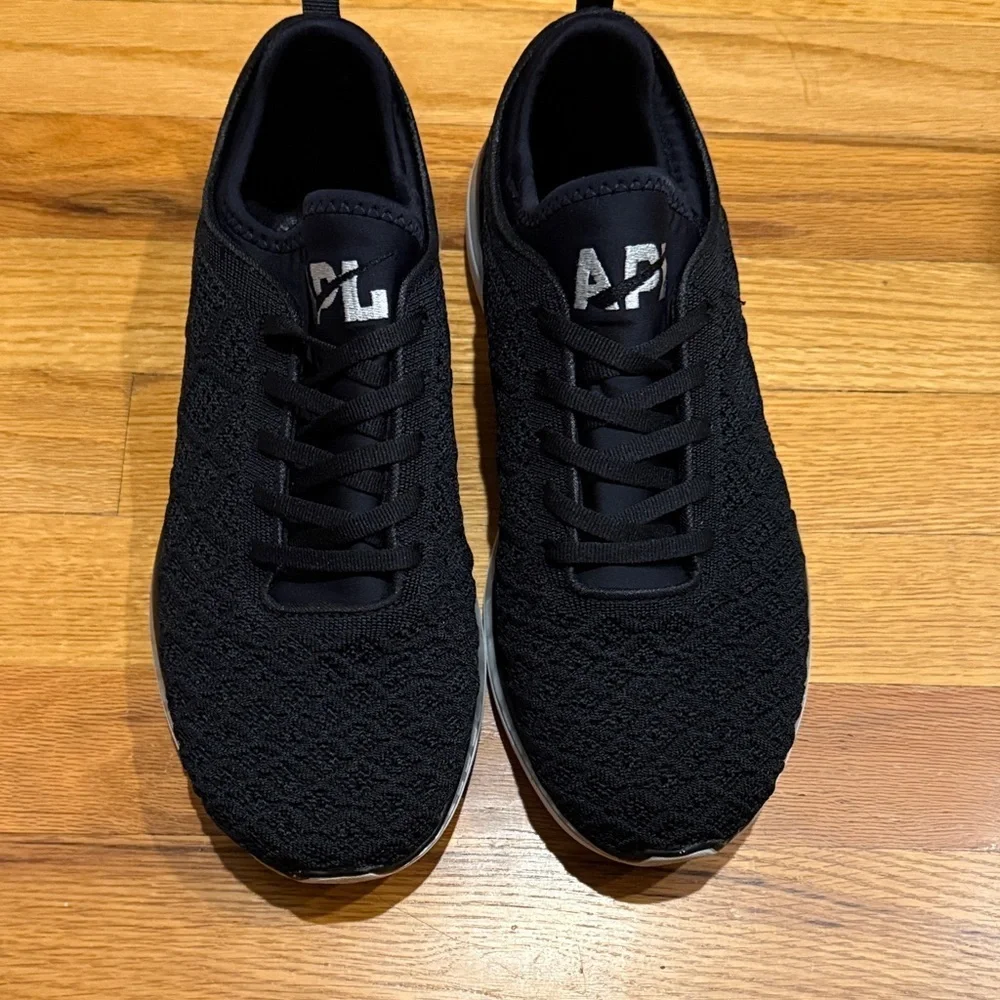 APL Men's Black Knit Athletic Shoes